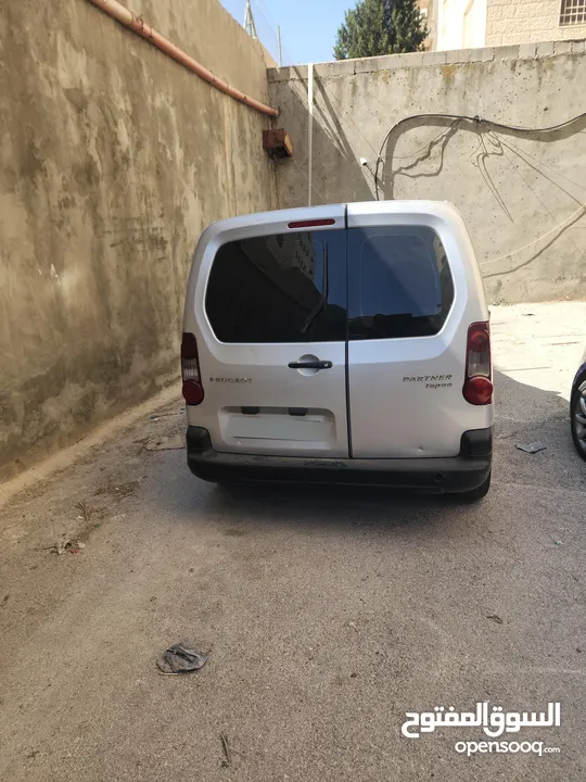 بيجو باتنر ترخيص سنه 2016 ترخيص 2015 فحص ممتاز مطور وجير الف دقات خفيفه لا تعيب