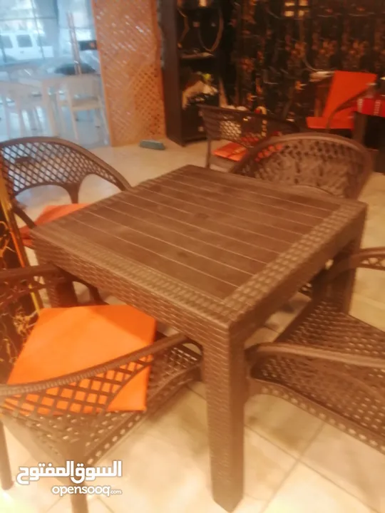 اثاث حدائق ومقاهي للبيع
