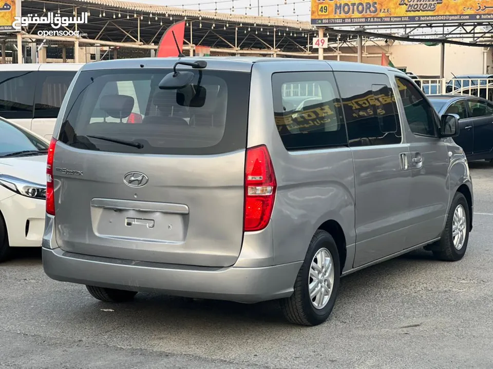 HYUNDAI   H1   2019