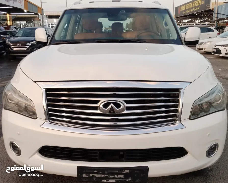 Infiniti QX56 V8 5.6L Full Option Model 2011