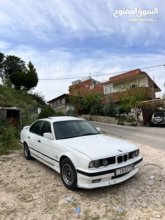 BMW 520 بي ام