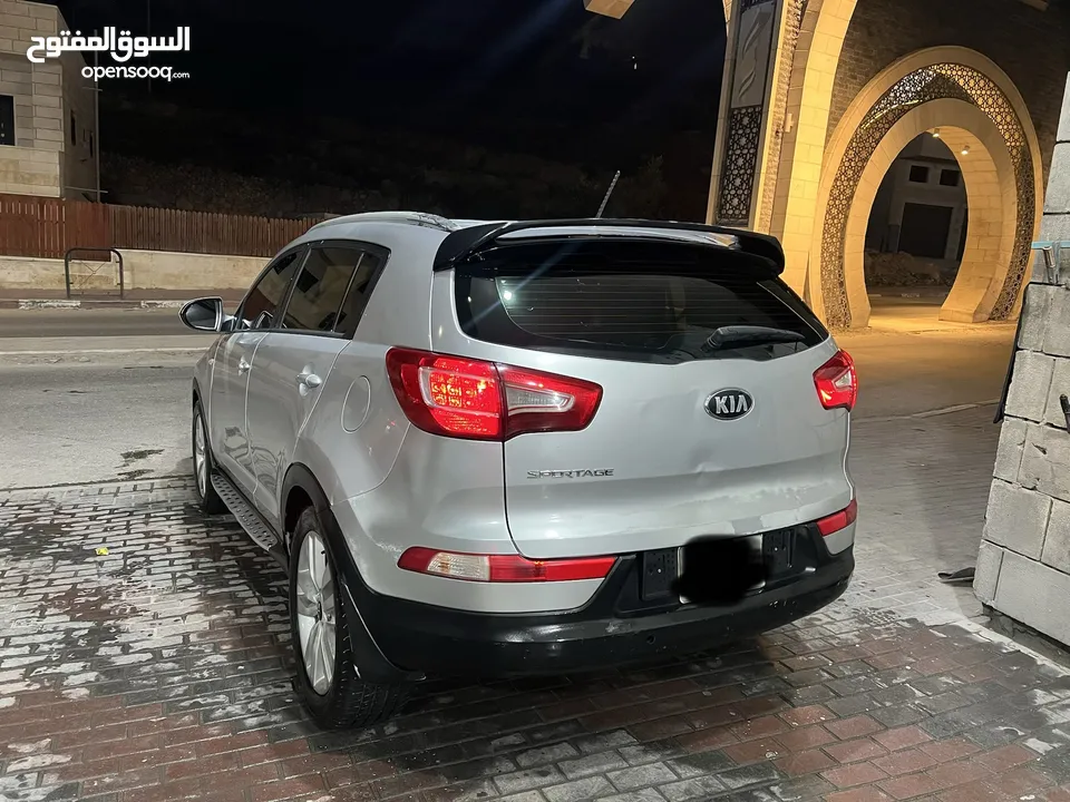 كيا سبورتاج 2012 للبيع او للبدل
