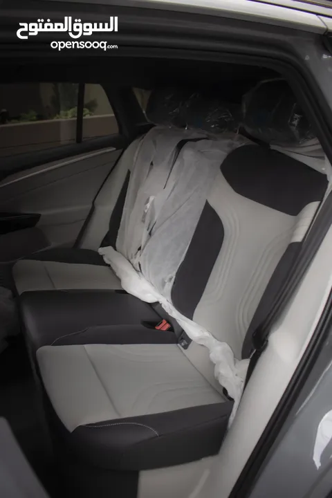 VW ID.4 CROZZ PRO 2024 PIANO BLACK
