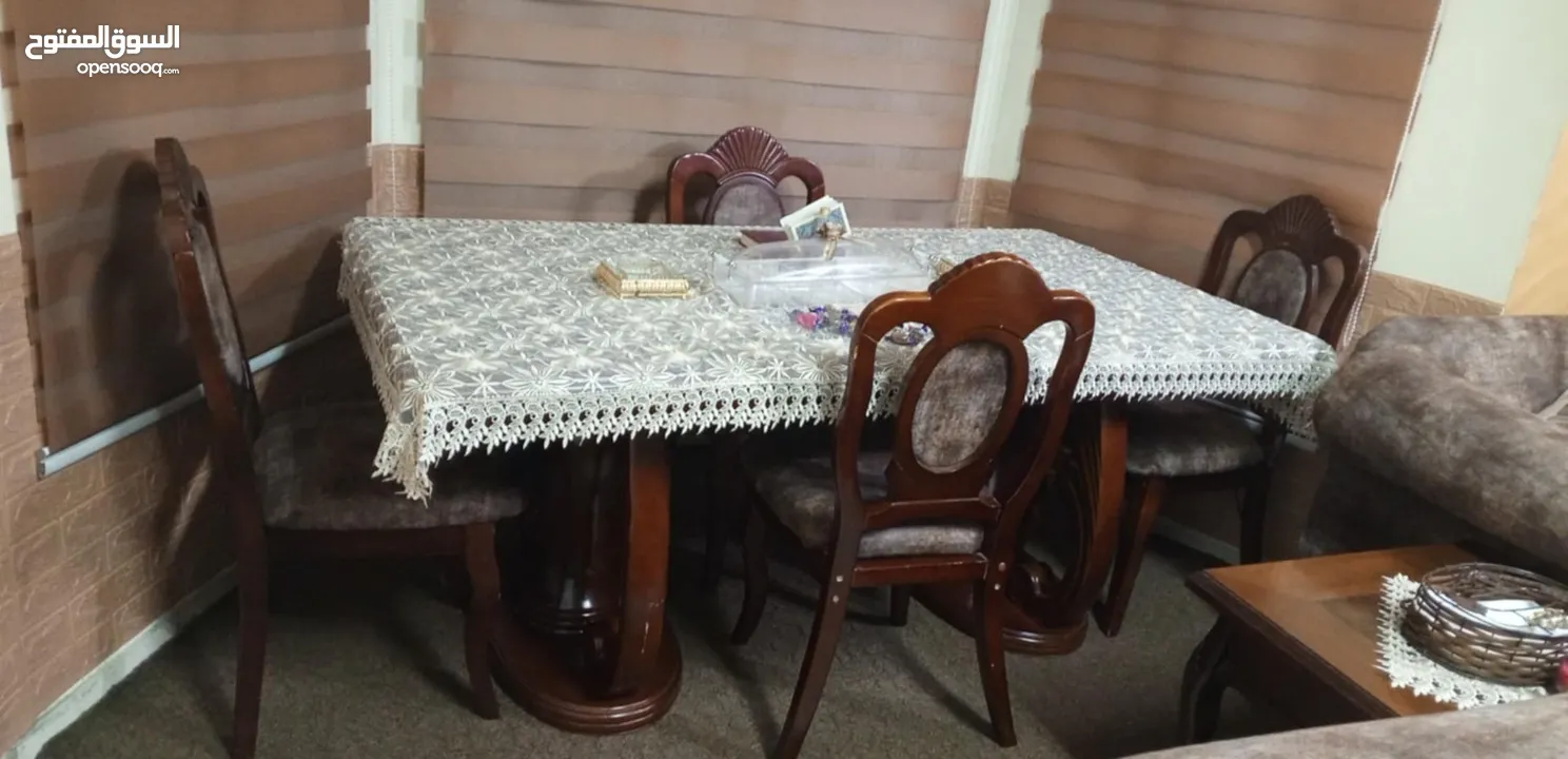 طاولة سفرة (مستعمل بحالة جديدة)