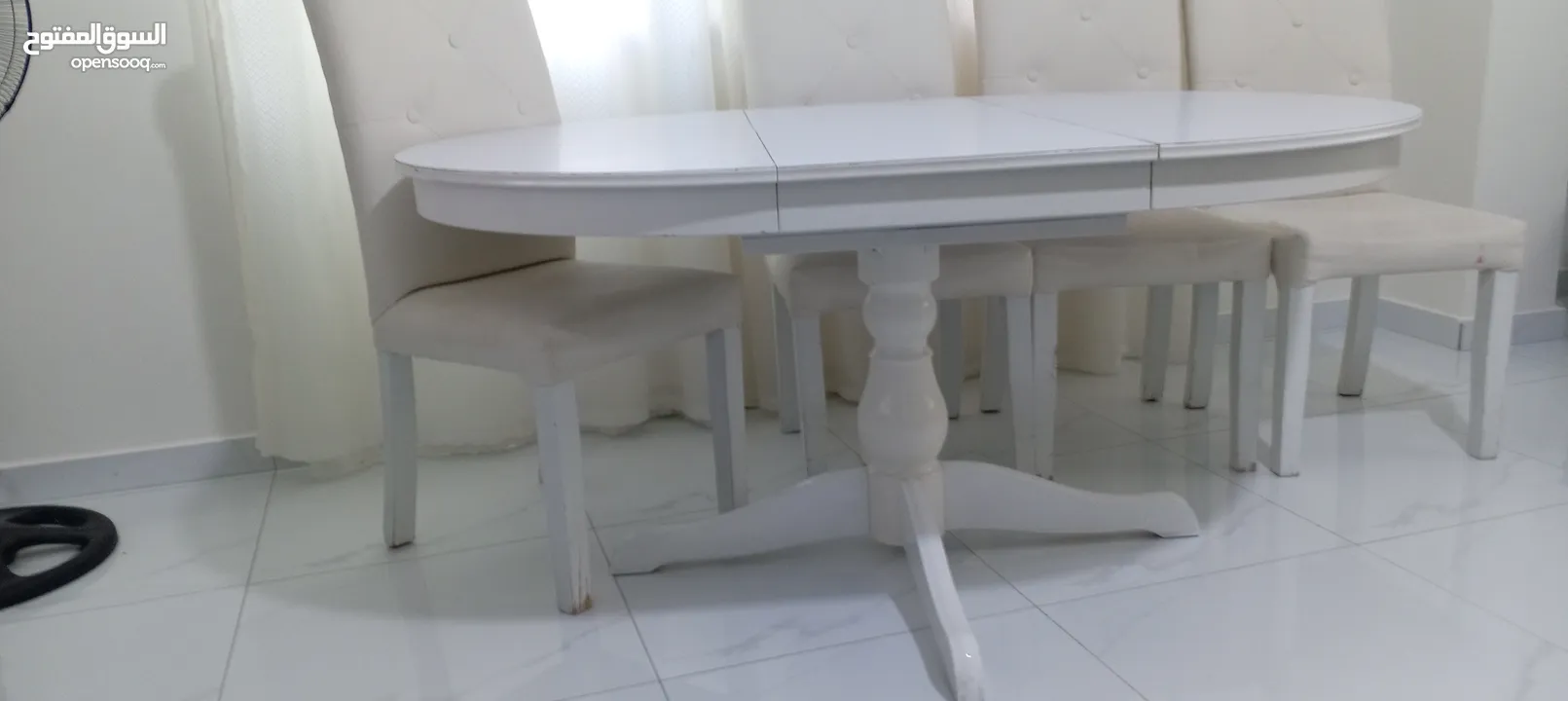 طاولة سفره ايكيا اربع مقاعد