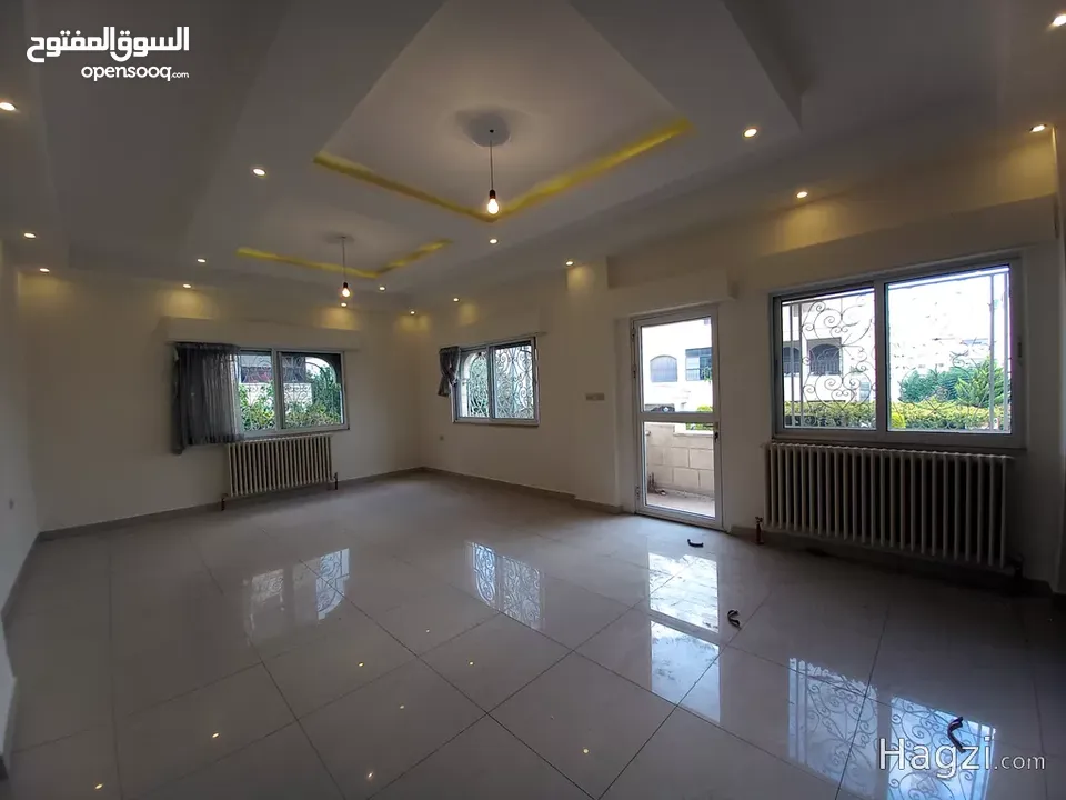 شقة غير مفروشة للإيجار 360م2 ( Property 18341 ) سنوي فقط