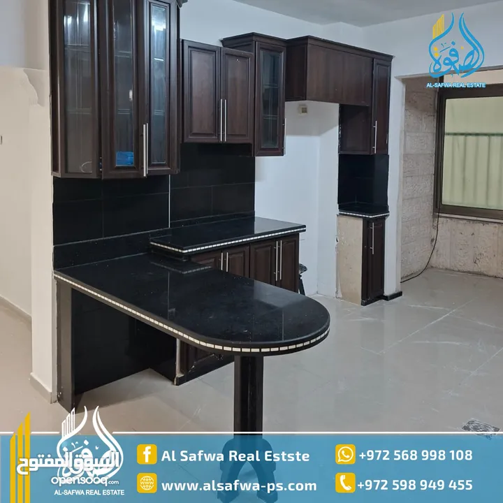 شقه مميزة جدا بمساحه واسعه مناسبة للعائلات عين مصباح قرب سوبر ماركت بيروت