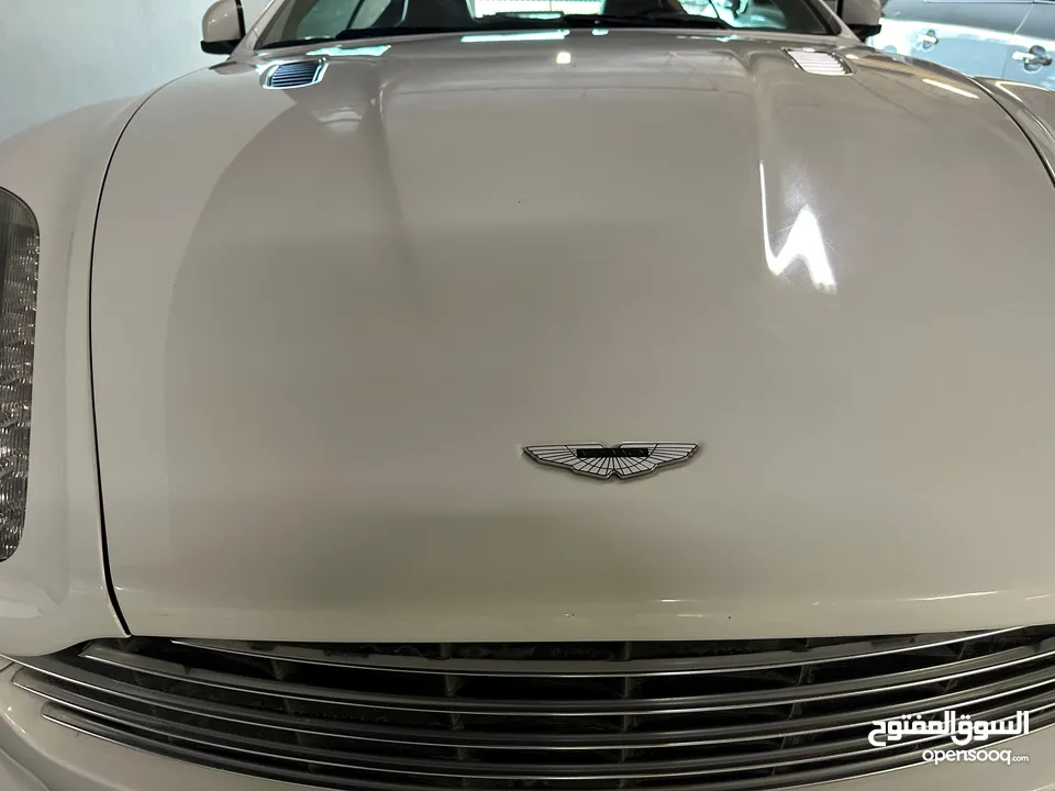 Aston Martin DB9 - 2013 (Excellent Condition)