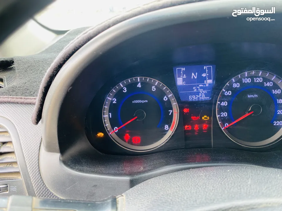 اكسنت 2015 بنزين 1600 4 غيار