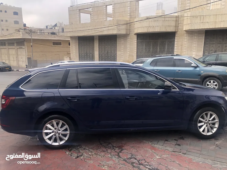 سكودا اوكتافيا ستيشن 2018 بحالة ممتازة