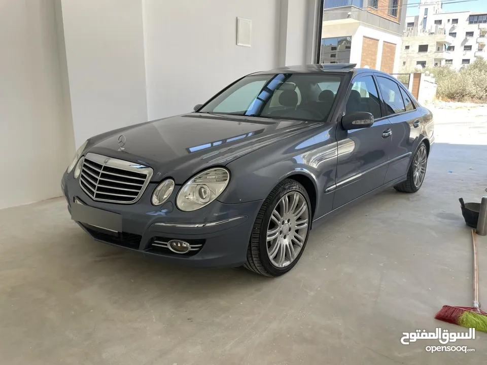 مرسيدس e240/2003ماطور 2600v8