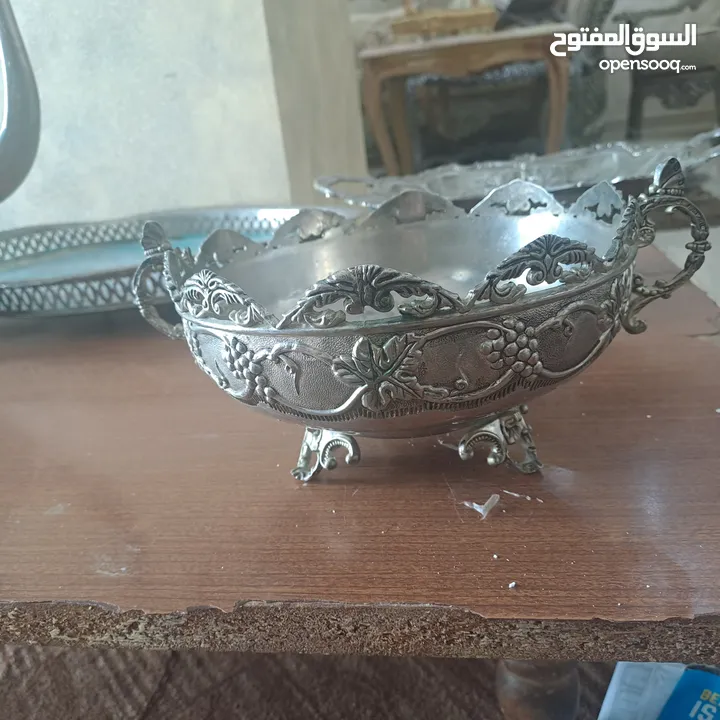 مجموعة أواني نحاس ملبس فضه نوادر  لاصحاب الذوق  الرفيع