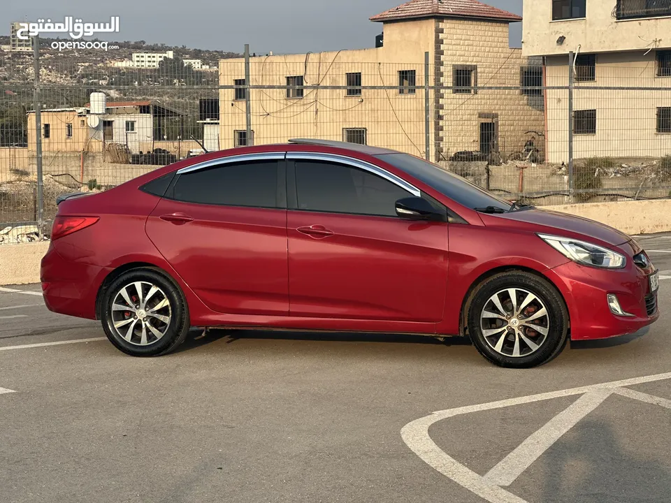 هونداي اكسنت /2014 فل فتحة سقف ديزل اتوماتيك 4 غيار كاملة الإضافات و المميزات