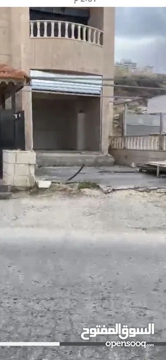 مخزن للبيع خلف سجن الجنيد