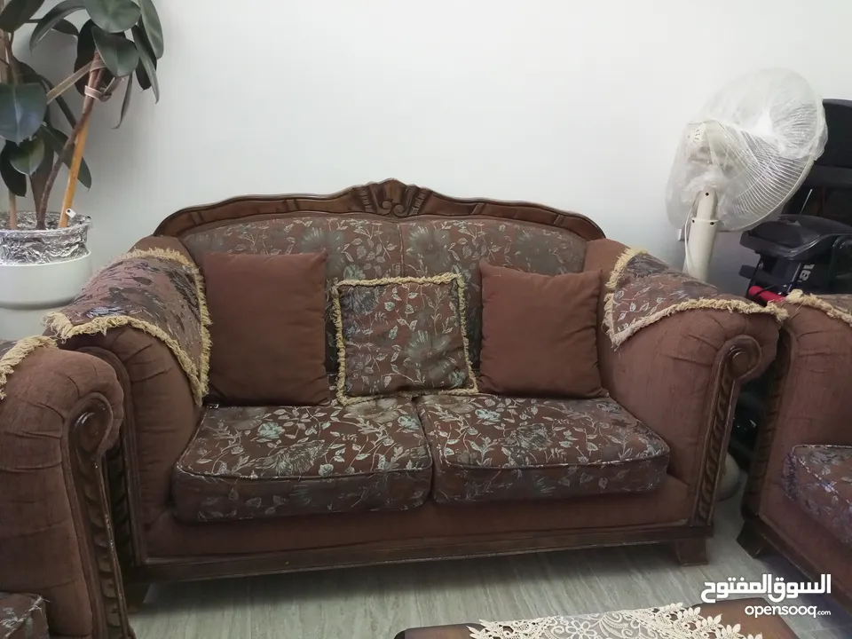 طقم كنب تسع مقاعد تفصيل