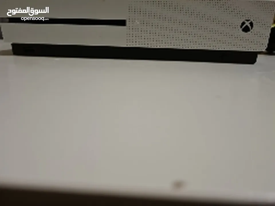 xbox one s very clean