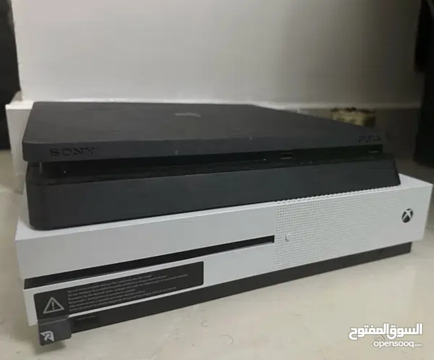 Playstation 4 And Xbox One S