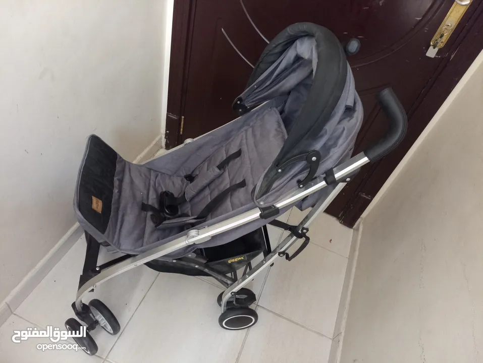 baby stroller: premium giggles عربانة اطفال