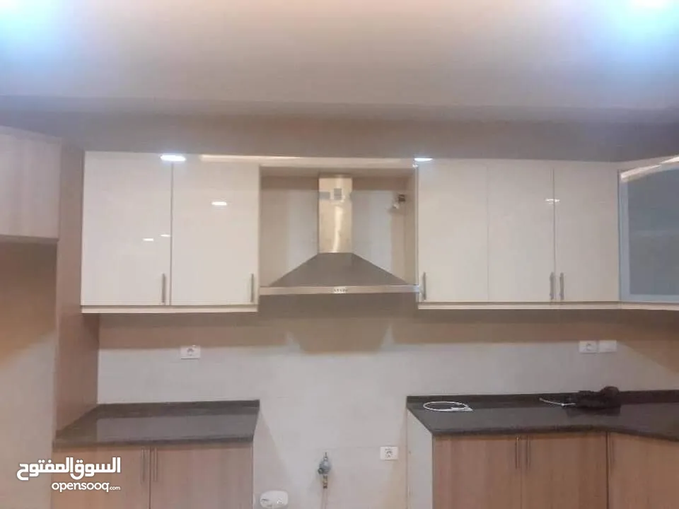 تفصيل مطابخ خشبية عملية و مودرن