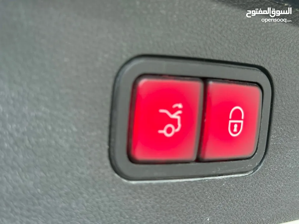 مرسيدس e200 2013 فل كامل بحالة الوكالة للبيع