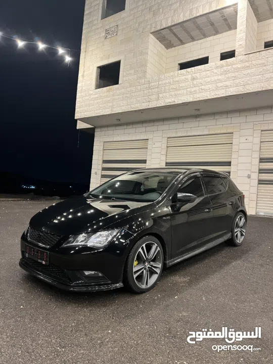 السيارة المميزة / سيات ليون أوتمات 2016 / بحالة الشركة