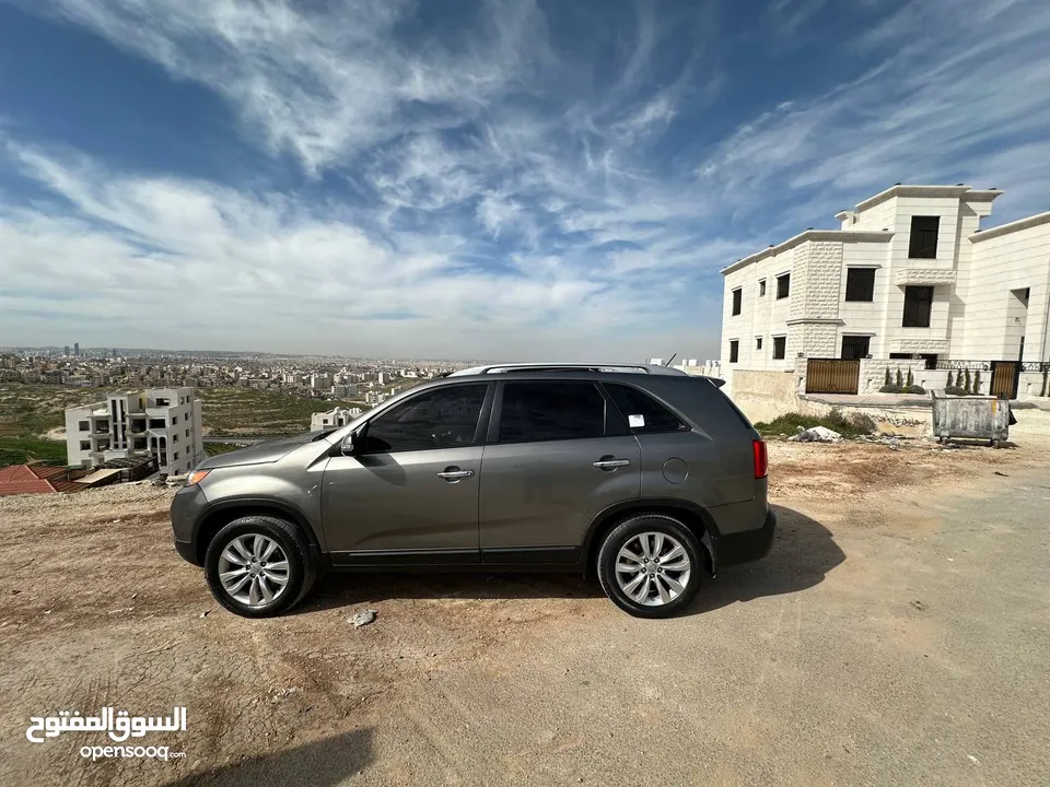 كيا سورينتو 2013   v6  3500cc