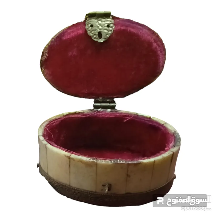صندوق مجوهرات نحاسي حلية مرصعة بالنحاس والعظم، صندوق الكنز العتيق