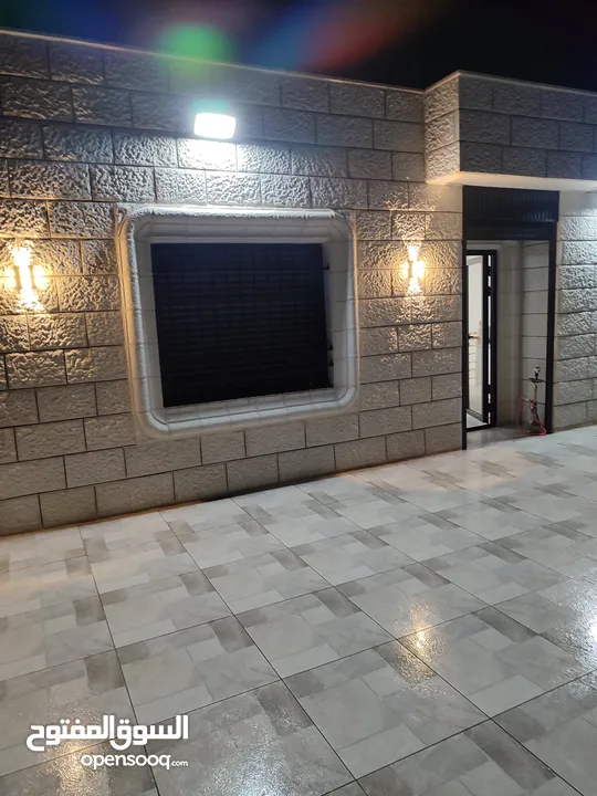 بيت جديدغير مسكون مكون من ثلاث طوابق المزرعه الغربيه