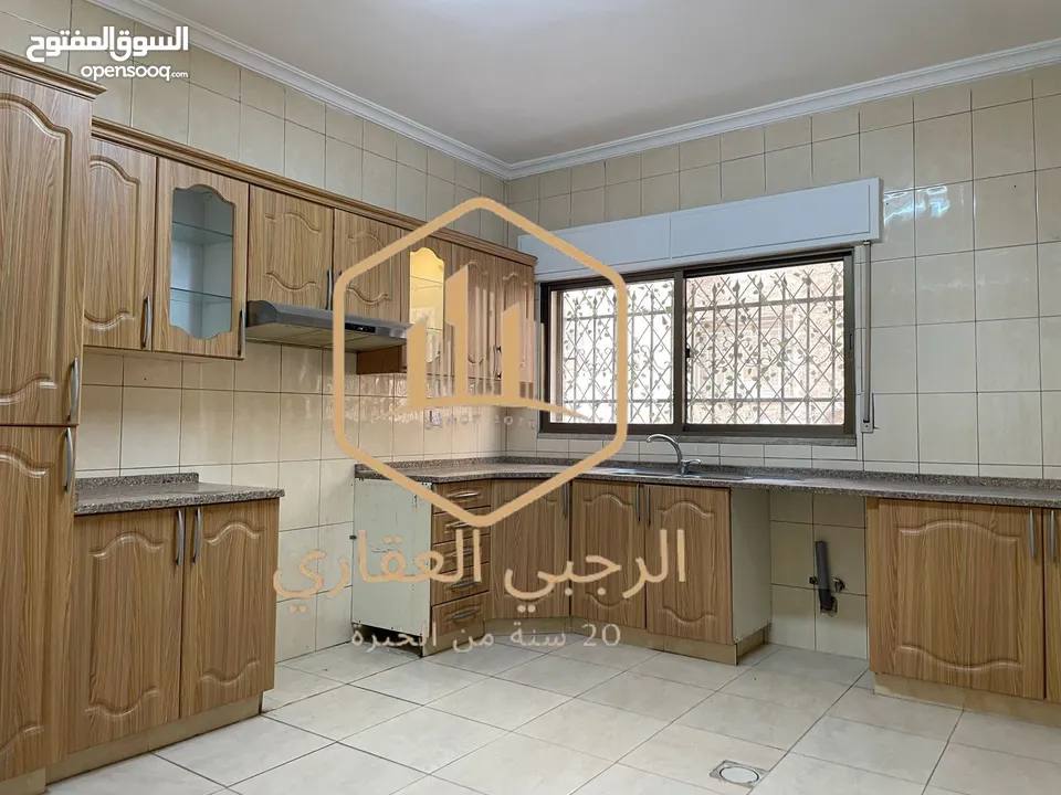 شقة / للايجار / 3نوم / ارضية / تلاع العلي / 200 متر