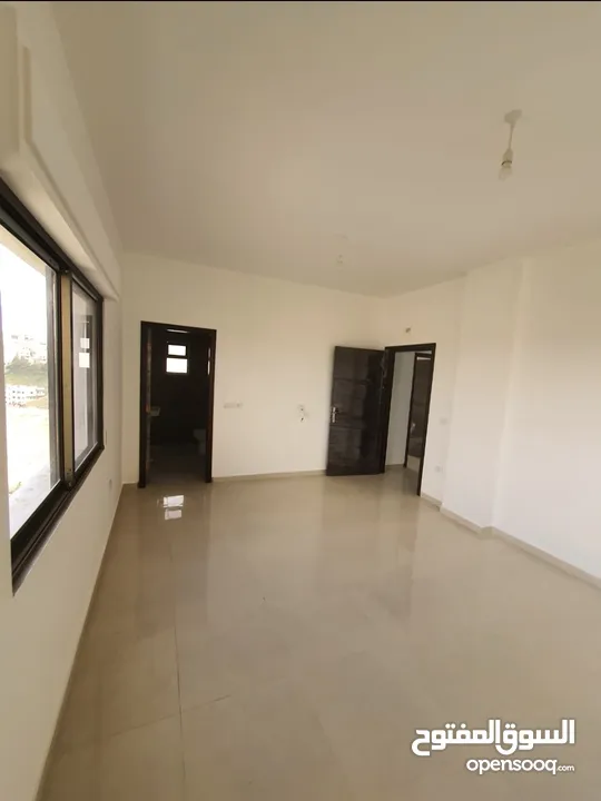 عماره جديده/4 شقق طابقيه للبيع
