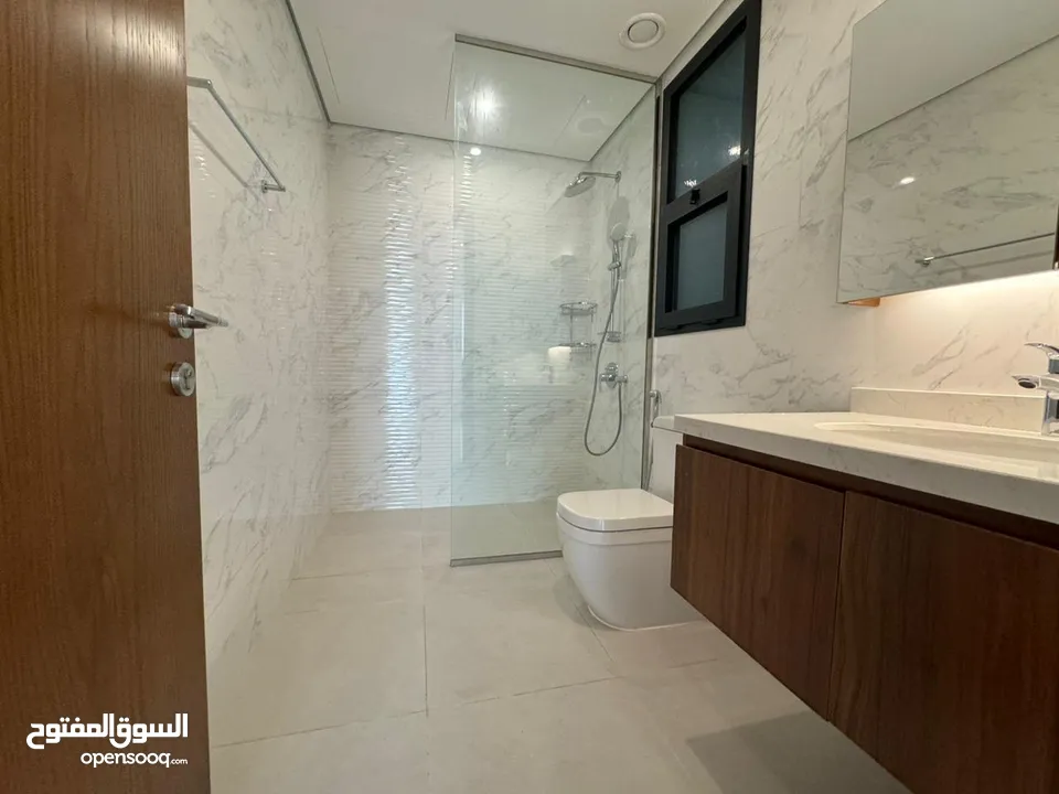 2 BR Great Brand-New Apartment in Al Mouj for Rent