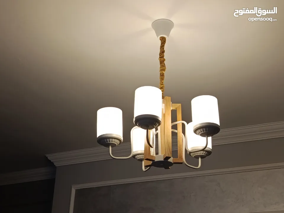 ثرايا غرفة ضيوف او غرفة نوم