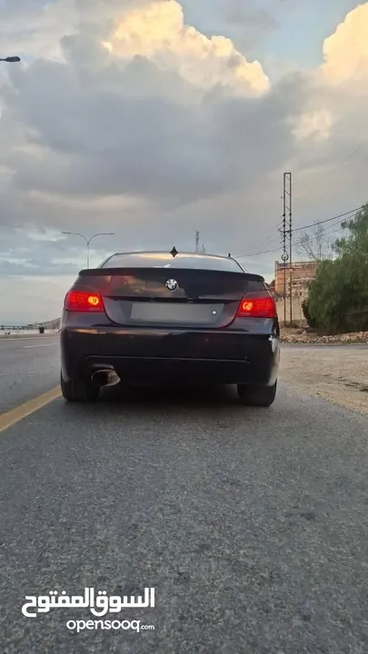 bmw e60 520i لبيع