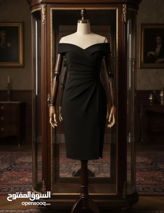 فستان اسود كلاسكيكي