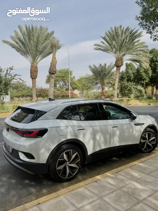 Volkswagen ID.4 Crozz Pure+ ترخيص جديد سنه كاملة + فحص كامل + ممشى قليل