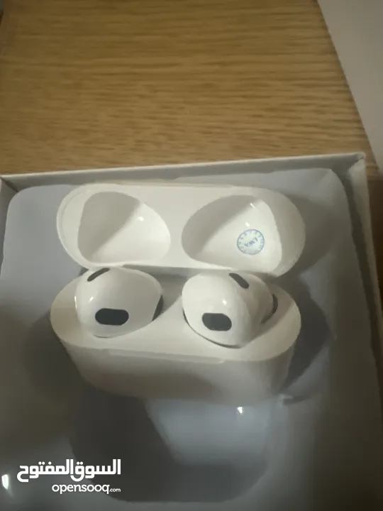 سماعة p 9 plus max و سماعة airpods