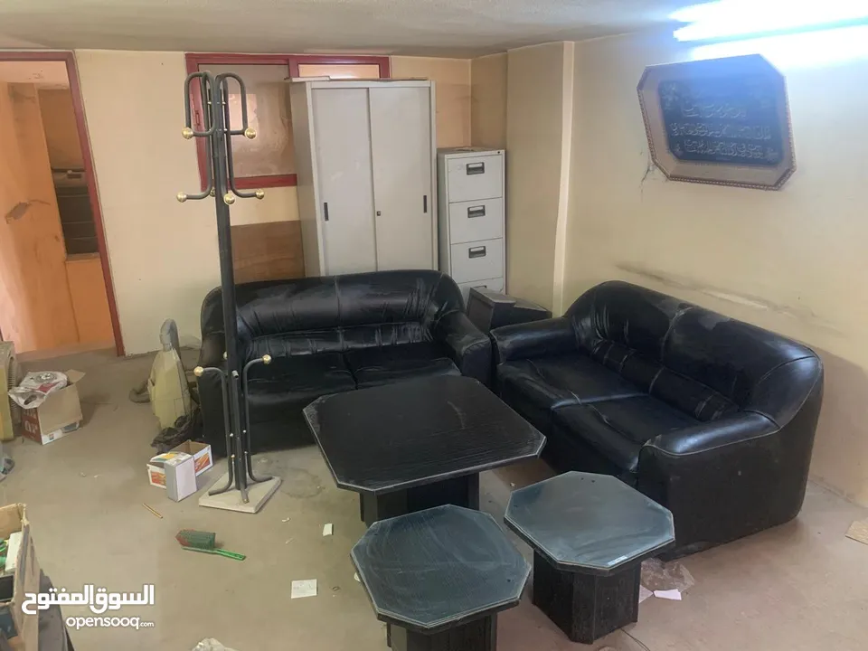 أثاث مكتبي