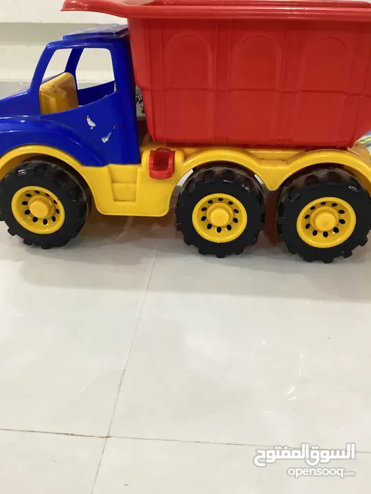 سياره نوع شاحنة للأطفال