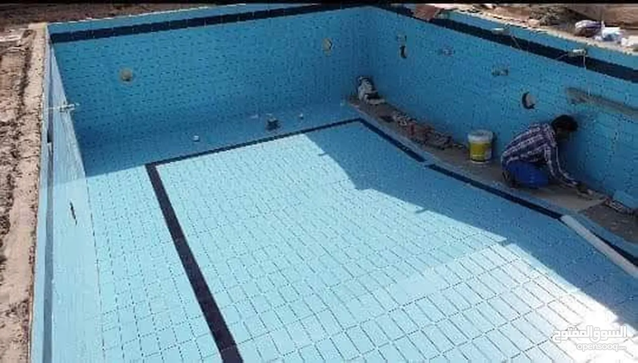 بناء مسابح برك سباحة نظام سكيمر واوفر فلو .