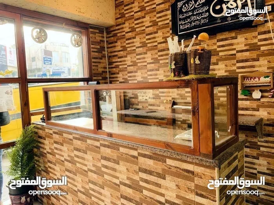 جرانيت ورخام للبيع تزبط لمطعم او قهوه