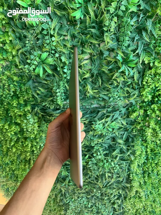 Ipad Air 2مستعمل بحال الوكالة