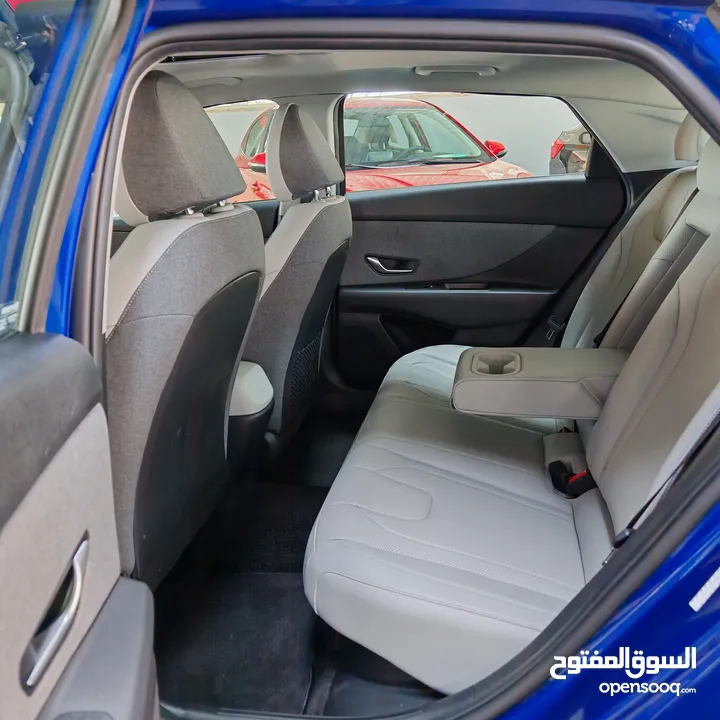 2022 HYNDAI ELANTRA HYBRID LIMITED وارد امريكي
