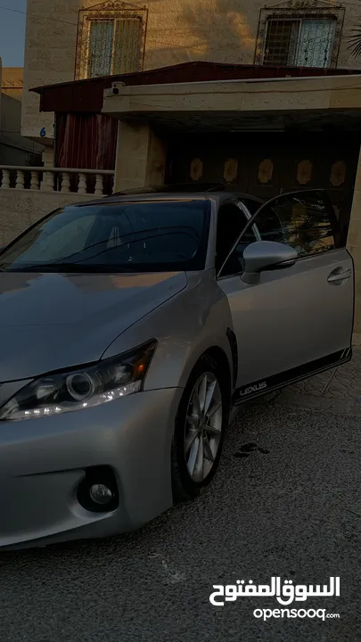 Lexus Ct200h 2013 للبيع