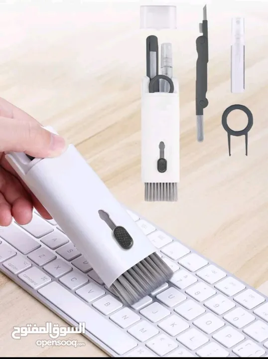 7 في واحد أداة تنظيف كيبورد 7 in 1 keyboard cleaning tool