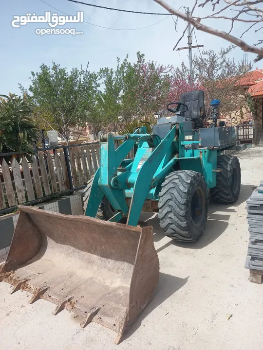 جرافه للبيع او للبدل على سياره حديثه الكرك.                     .             .