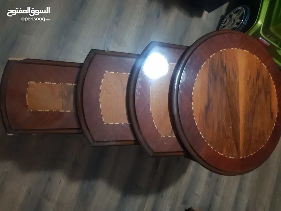 طقم طرابيزات درج صناعة تركية خشب زان أربع قطع قشرة دهان بوليستر ضد الحرارة بسعر مغري