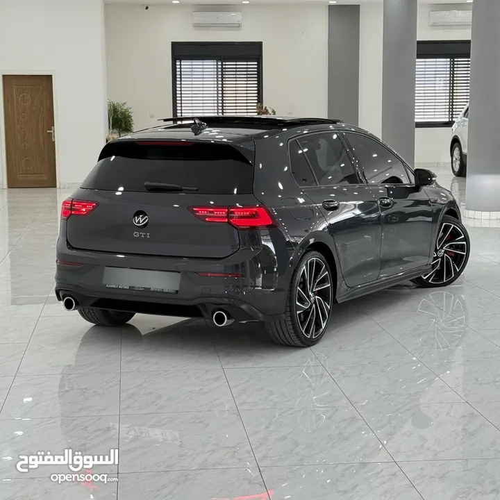 VW GOLF GTI MK8 تحفة بما تعنيه الكلمة من معنى