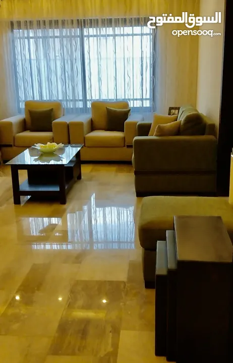 شقة مفروشة للبيع في ضاحية النخيل. رجم عميش.. عمر البناء 6 سنوات..سالم حبش للإسكان.