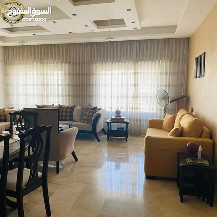شقة فاخرة للبيع في الكرسي  - خلف إدارة السير طابق ثاني 175م تشطيب سوبر ديلوكس بسعر مغري