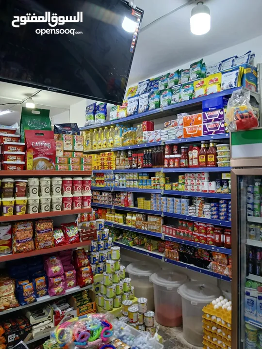 سوبر ماركت للبيع في الهاشمي الشمالي .. مش ناقصة اشي